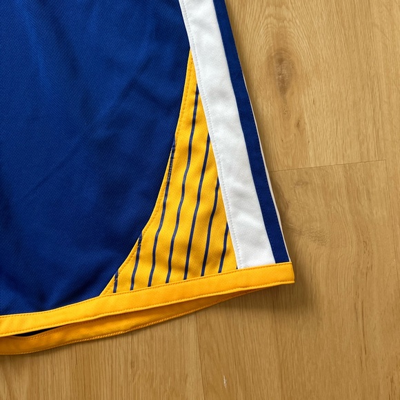 Golden State Warriors MBA basketball shorts - Picture 3 of 6